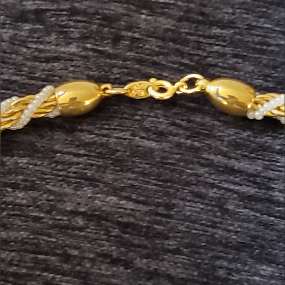 Vintage TRIFARI Gold Rope Chain and White Seed Bead Faux Pearl Twist Necklace - Picture 6 of 7